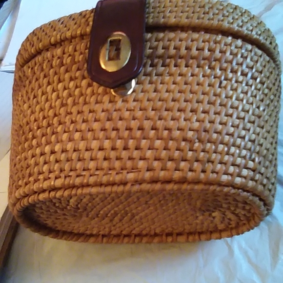 Ladies Wicker Handbag - Picture 7 of 14